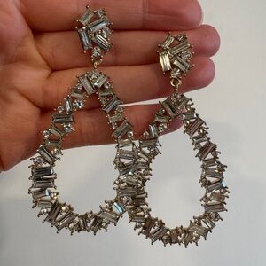 Elegant Silver Crystal Drop Earrings